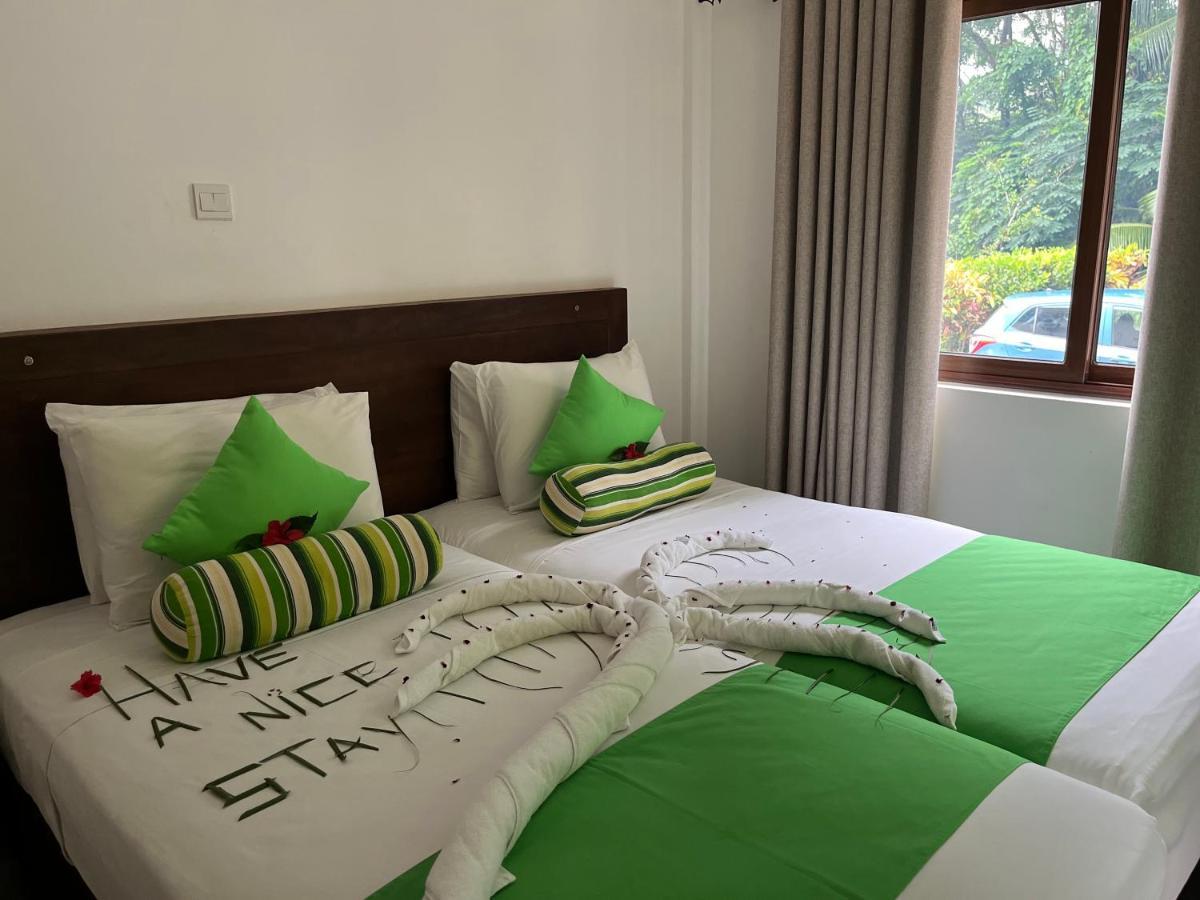 Kanasuk Self Catering Apartments Baie Lazare  Zewnętrze zdjęcie