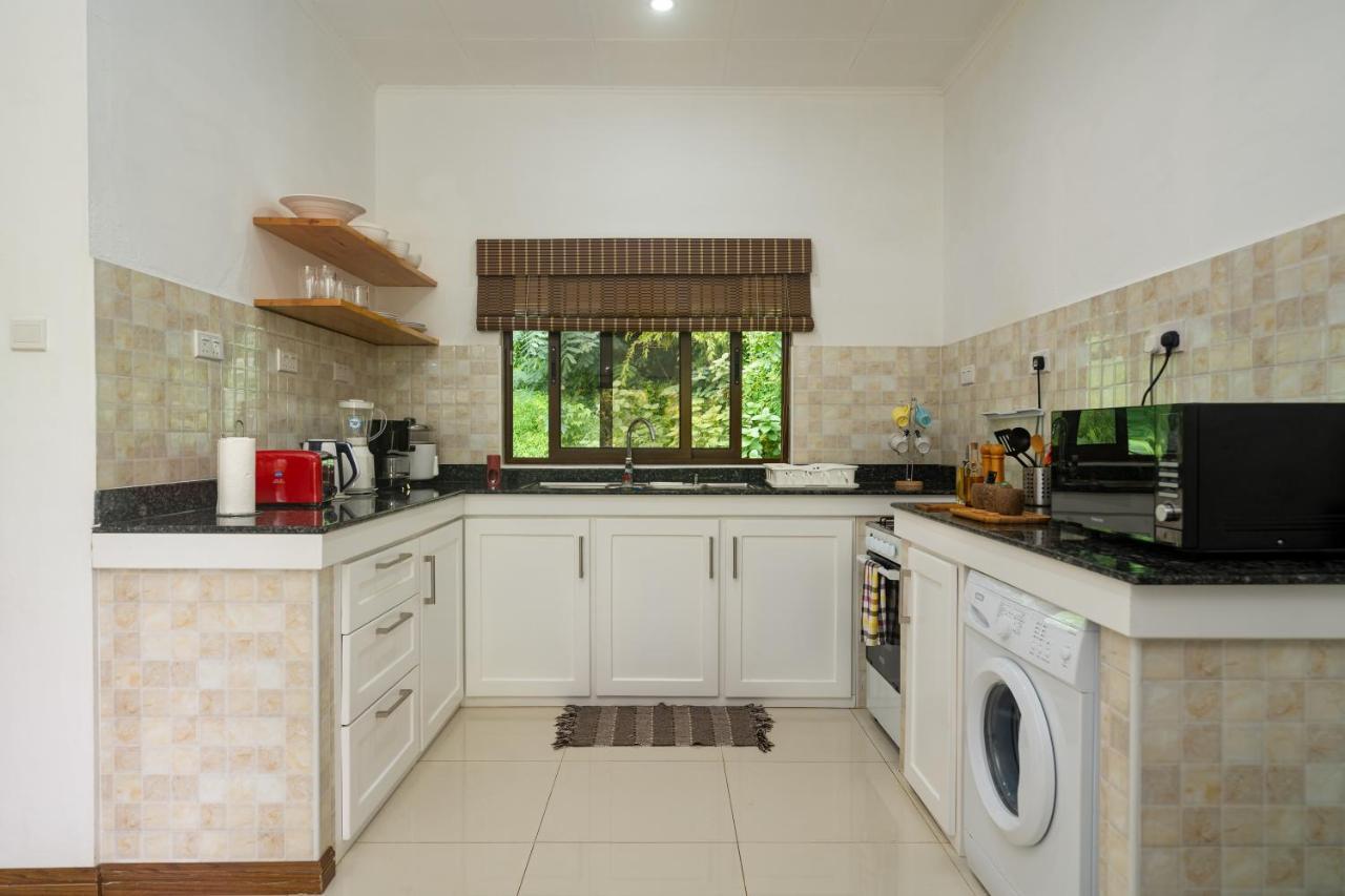 Kanasuk Self Catering Apartments Baie Lazare  Zewnętrze zdjęcie
